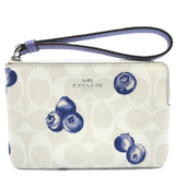 COACH CORNER ZIP WRISTLET IN SIGNATURE CANVAS WITH BLUEBERRY PRINT CR817