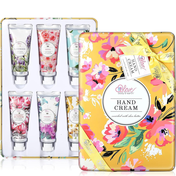 BODY & EARTH # LOVE BOXED HAND CREAM GIFT SET