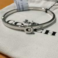 COACH SIGNATURE C LOGO PLAQUE SILVER TONE STAINLESS STEEL BANGLE BRACELET 368171C048