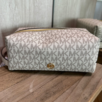 MICHAEL KORS JET SET TRAVEL MEDIUM TRAVEL COSMETIC CASE LT CREAM MULTI 35F4GTFN6B