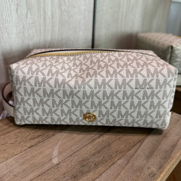 MICHAEL KORS JET SET TRAVEL MEDIUM TRAVEL COSMETIC CASE LT CREAM MULTI 35F4GTFN6B