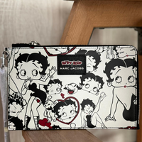 MARC JACOBS X BETTY BOOP LIMITED EDITION THE BETTY BOOP ALL OVER PRINT BOLD WRISTLET BLACK AND WHITE 4P4SCP004S01-005