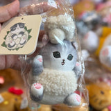 MOFUSAND FROM JAPAN CATS MARCHE CAULIFLOWER KEYCHAIN