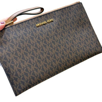 MICHAEL KORS WOMEN'S JET SET TRAVEL LARGE TOP ZIP PEBBLED LEATHER WRISTLET POUCH 35T4GTVW3B BROWN SIGNATURE