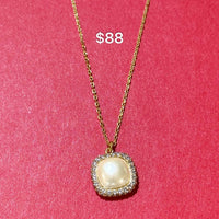 KATE SPADE NEW YORK GOLDEN PAVE GLASS PEARL PENDANT NECKLACE KB865