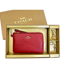 COACH CORNER ZIP WRISTLET CHERRY CF359 BOX SET RED EXTRA 2 CHARM